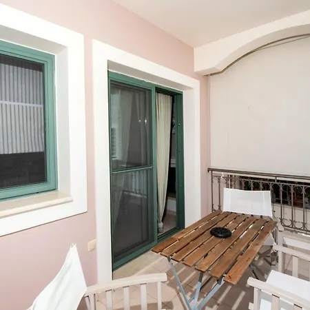 Irida Apartamento